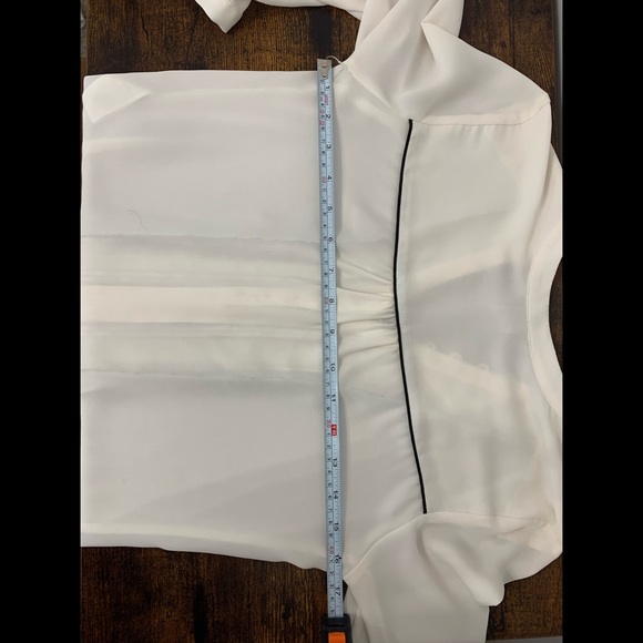 Like New H&M Top - Picture 6 of 7